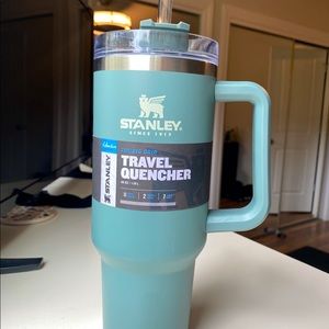 Stanley 40oz Quencher: SHALE